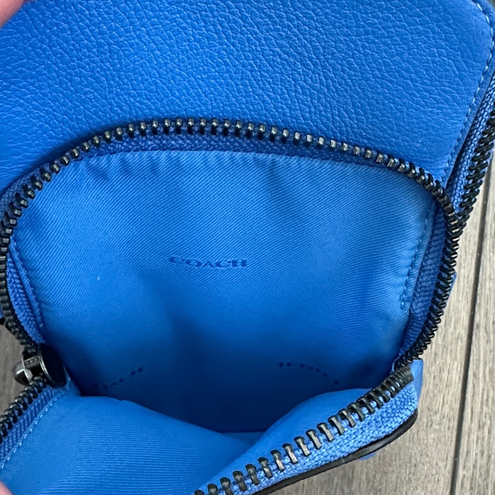 Coach Electric Blue Pebble Leather Gotham Pack Shoulder Belt Bag - Picture 9 of 10